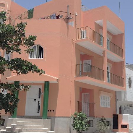 منديلو Laginha Beach Guest House المظهر الخارجي الصورة